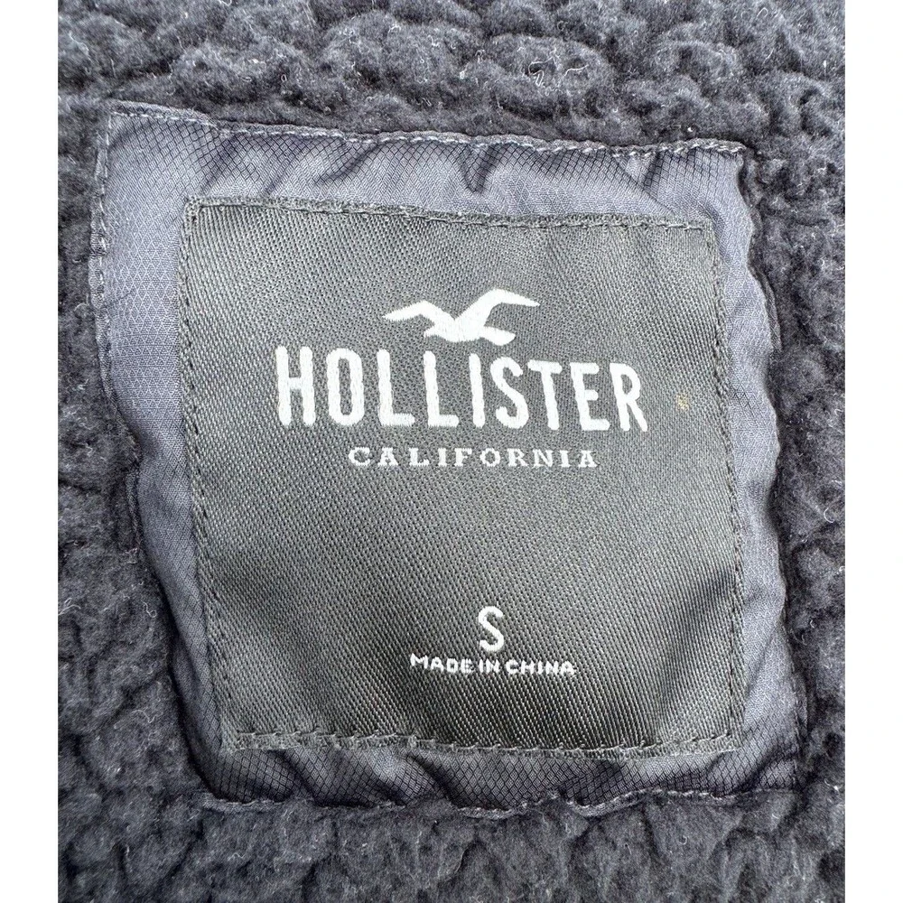 Hollister Varsity Jacket Small Black White Bomber LA Sherpa Lined Rose Patch